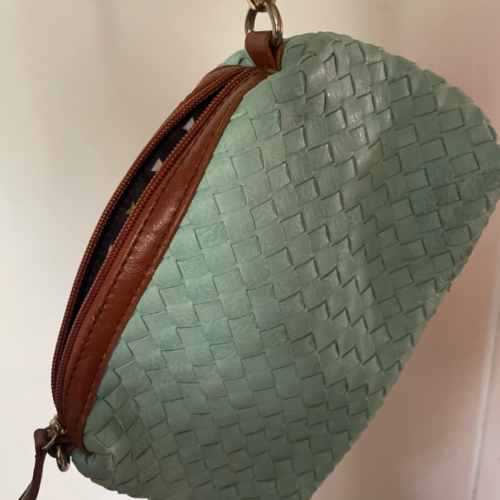 Street Level Seafoam and Tan Geometric Tote